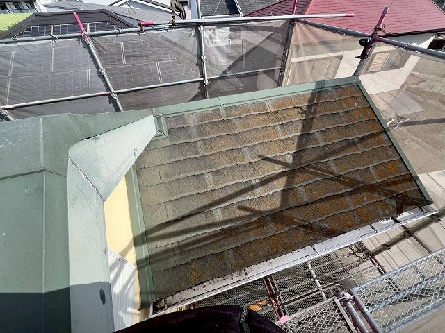 高砂市　劣化が進んだ屋根